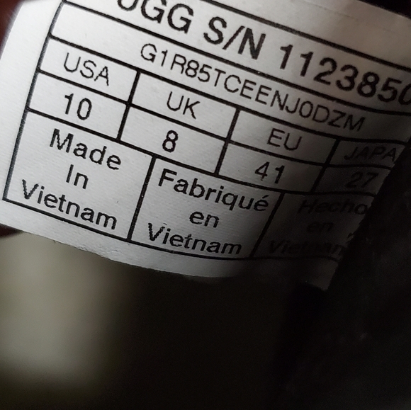 New UGG Romely Black Fur Zip Ankle Boots - Picture 10 of 10